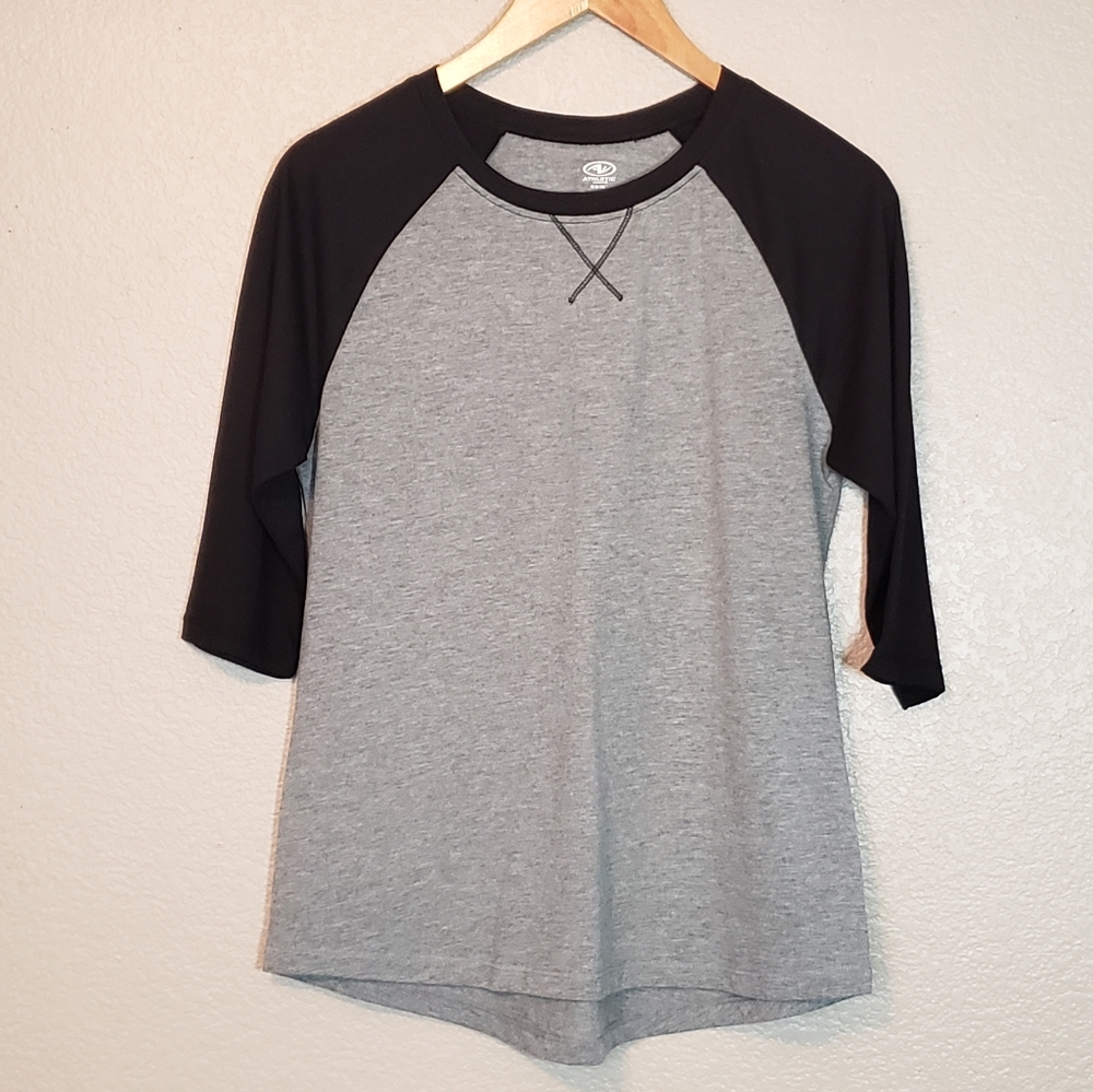 ATHLETIC WORKS 3/4 SLEEVE, BLACK AND GRAY, MEDIUM (8-10) WOMEN'S TOP
